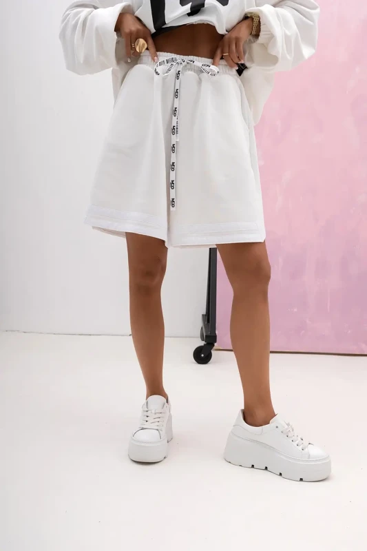 MISS CITY OFFICIAL Komplet Seventeen (biały)