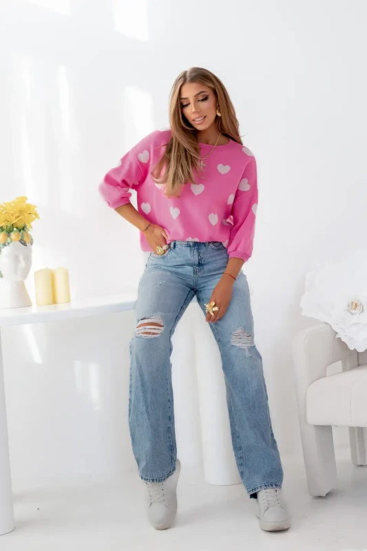 SIMPLICITY Sweter wzór serca  ( Barbie róż – ecru )