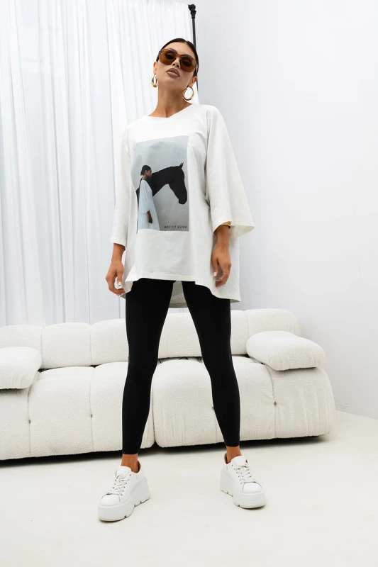 MISS CITY OFFICIAL Damski T-shirt Savage Elegnace (biały)