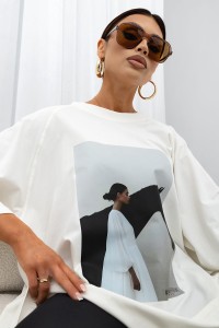 MISS CITY OFFICIAL Damski T-shirt Savage Elegnace (biały)
