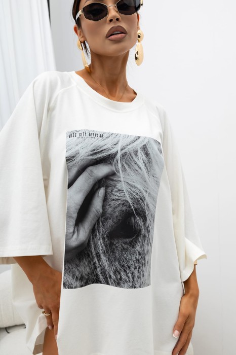MISS CITY OFFICIAL Damski T-shirt Wild Muse (biały)
